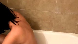 Amateur young teen solo masturbation on her livingroom