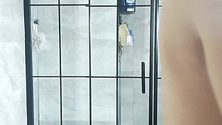 I'm Walking Naked in the Bathroom