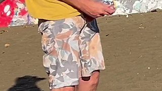 BeENJoY - 2 Risky Shows Off on the Beach Completely Naked in Front of Walkers and Motorists