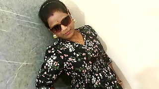Indian Innocent Hot Model Sexy Blowjob and Pink Pussy Eating Part 1