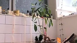 Awesome Big Boobs Blonde Masturbates In The Shower