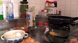 Yu Delivered to a Fan's Home for an Exclusive Personal Visit - Ep. 4