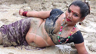 My sister in law was angry with her boyfriend , shared single bed with teen stepbrother