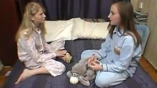 Teen pajama party: Licking, Amateur  Xnxx Porn