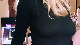 Blonde babe Lucy plays with big boobs and sweet pussy