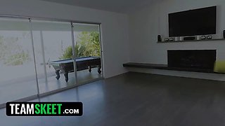 Teamskeet - hot yoga lecturer opens up her students\u2019 vaginas with some tantric finger fucking session