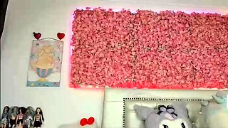 Blonde tight pussy babe solo toy fun in glamour masturbation