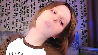 Amateur Webcam Teen Flashes Masturbates