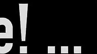 Inviting Carmen Valentina at scissoring in lesbian video