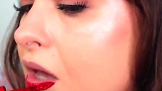 Your Black Widow Bride - Keep Your New Wife Sydney Screams Happy Lest You Face a Similar Fate to Her Past Spouses