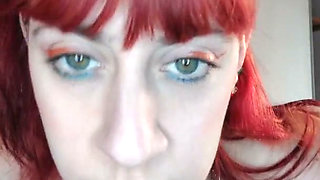 Shyyfxx Dedicates a Video to a Follower so That He Dedicates His Milk to Her JOI