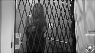 Spooky Vampire Halloween Solo - Dani Daniels