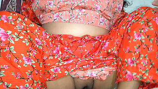 Desi bhabhi is ready every morning to service your cock