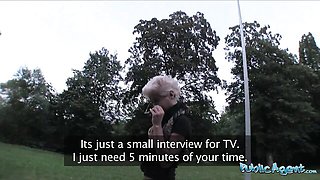 Heavenly Victoria Tiffani and Martin Gun - outdoor trailer - Public Agent