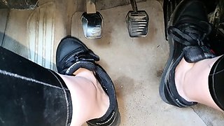 Heels Daze Org - Director'S Cut Aggressive Fast Driving In
