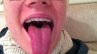 Amateur webcam blowjob and cumshot