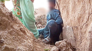 Khule pahadon mein gand Mari bade pahad sex