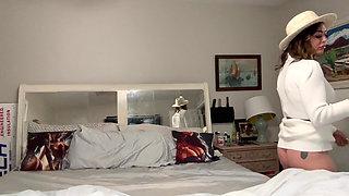 Qostiffy Masturbating in Her New Cowboy Hat