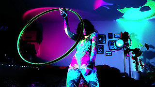 Neon Raver Lays a Clutch of Eggs in Uv Then Pushes Them All Out and Pisses: Ovipositor and Egg Play Seduction