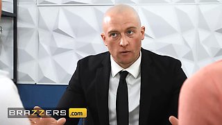 Kendra Sunderland & kayley gunner struggle over zac's dong to prove who deserves more the bonus - brazzers
