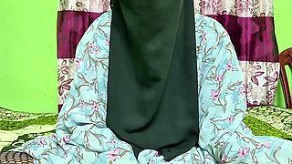 Teacher fucked his sexy student and enjoy the romantic period