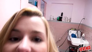 Fruity bimbo mind-blowing xxx movie