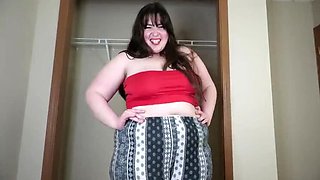 BBW Ashleylynn1323 Slaps Her Fat Ass and Claps It for You