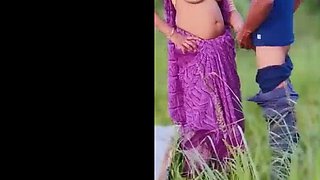 Fresh Instagram Viral Aunty pulverizes like a fuckslut with her cousin in outdoor gonzo MMS