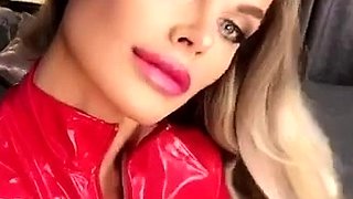 Perfect blonde babe in solo masturbation