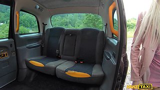 Luisa Star’s Blonde Influence in Taxi Fan Heat