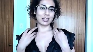 India Love Bath House Attendant