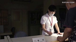 I Crawled A Nurse Snoozing During The Night Shift At Night 5 - Mihina Nagai