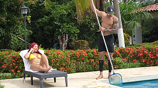 Muscular Pisinero with Huge Cock Fucks Me in the Outdoor Pool