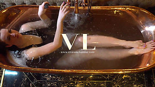 Vivienne L'amour - Copper Bath Vibrator Masturbation