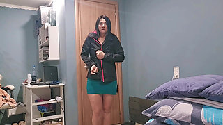 Sshsudka Teaches to Lick Pussy, Asks to Caress Her Big Open Cunt.