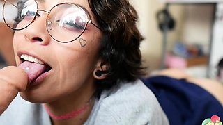 Hot brunette slut for extreme amateur pov blowjob