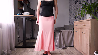 Thin Maxi Skirt Visible Panty Line Dilemma