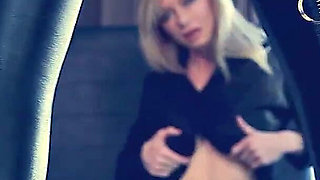 Mutual Mischief: Gorgeous MILF Lesbian Fucking