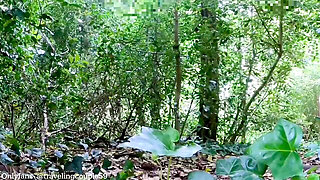 18 Years Old Coming From College and Stopping in the Forest for a Quick Sex in the Park