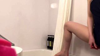 Amateur young teen solo masturbation on her livingroom