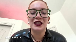 Futa Sisterhood Breeding: Amateur Redhead in Latex Dominated by Veggiebabyy