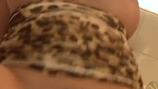 Sativa Rose jumps from blowjob to hot fucking