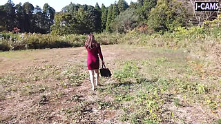 A Bold Pink Companion Turns Every Hot Spring Date Into Unrestrained Temptation with a Wicked Smile Part 1