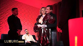 Watch exquisite Shalina Devine's dirt