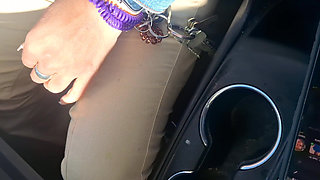 Munching on Ladora's Size 10 Feet N Toes with Her 1st Footjob