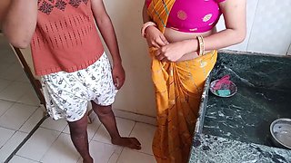 Kamwali Bai ki Naughty married Ladki ko chuda kitchen me desi hindi audio sex