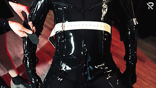 Slave with Rubbers Finest Mask