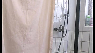 A Full Bag of Water Flowes Into My Little Ass!