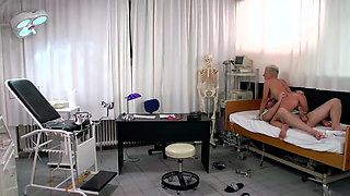 Blonde MILF Double Penetration Doctor Exam Fuck