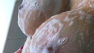 Big boob babe masturbating